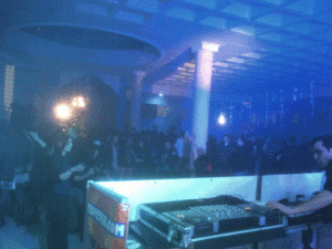 Dj JuanFran animando la noche