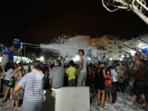 Fiesta en la Mata- Cañón de Espuma