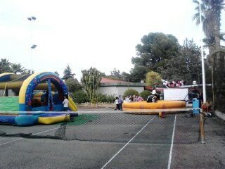 Alquiler Toro Mecánico y Castillo Hinchable Hotel Benidorm