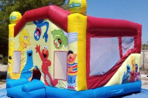 Alquilar castillo hinchable para fiestas infantiles