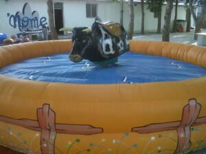 Alquiler toro mecánico infantil para niños en Alicante