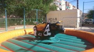 Alquiler toro mecánico para fiestas infantiles en Alicante y Murcia
