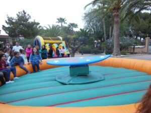 Alquiler simulador deportivo de surf en Alicante y Murcia