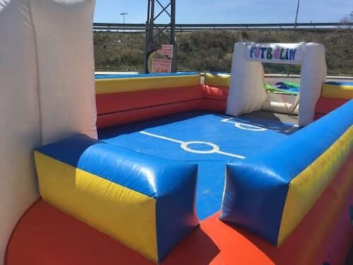 Futbolin humano, hinchable para comuniones en Alicante
