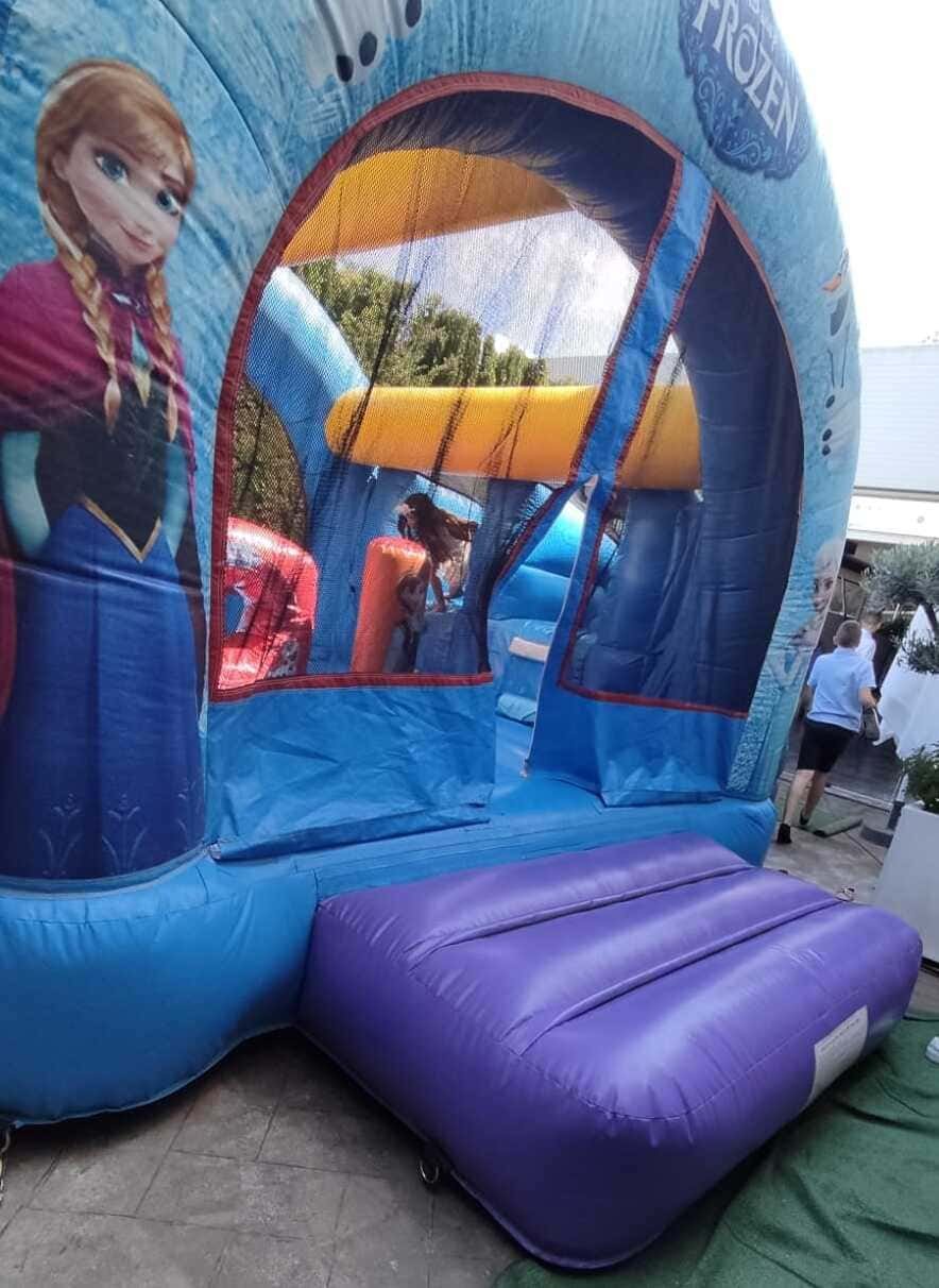 Tobogán hinchable frozen