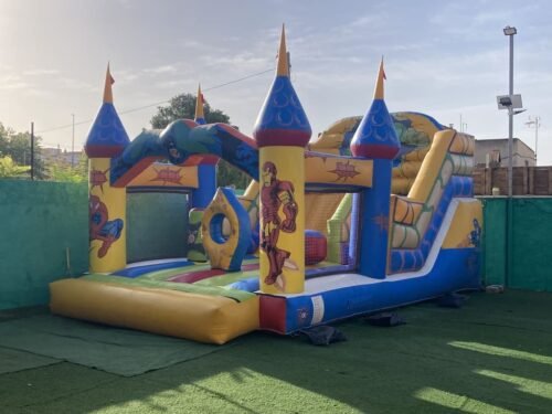 tobogan hinchable superheroes