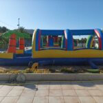 deslizante con piscina hinchable