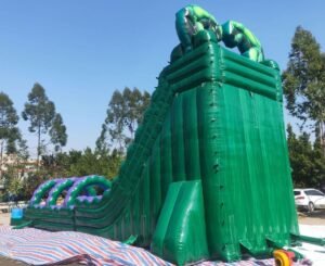 alquiler hinchables acuáticos y toboganes de agua en Alicante